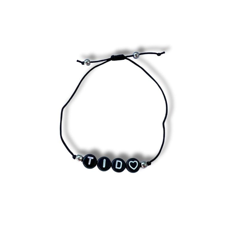 bracelet perlé 'T1D♡' noir